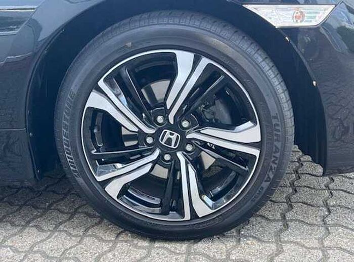 Honda Civic 1.5 Elegance Limousine