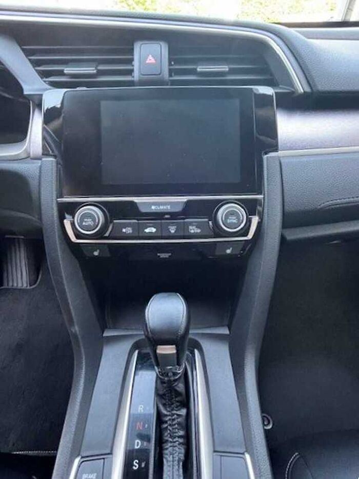 Honda Civic 1.5 Elegance Limousine