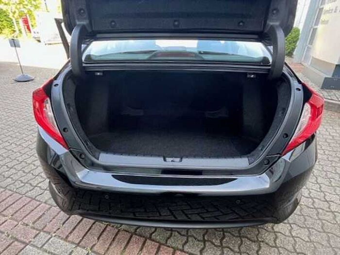 Honda Civic 1.5 Elegance Limousine