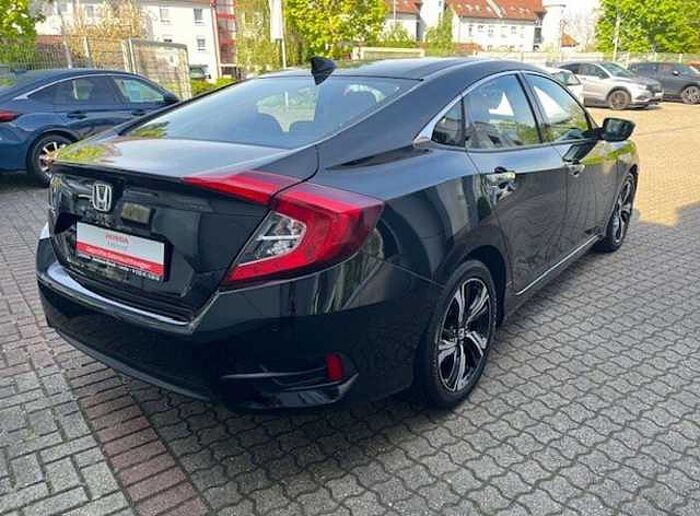Honda Civic 1.5 Elegance Limousine