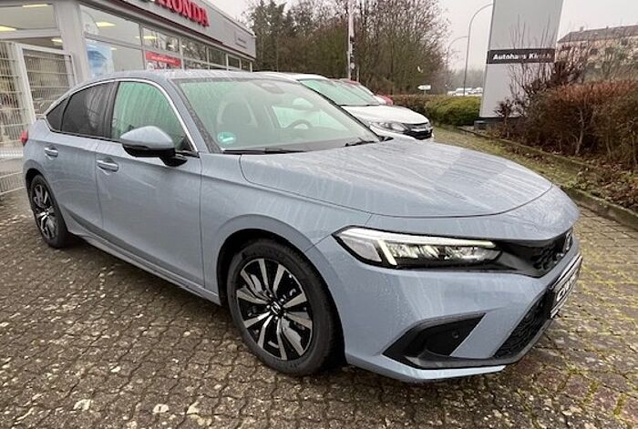 Honda Civic e: HEV Elegance