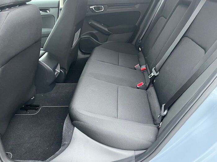Honda Civic e: HEV Elegance